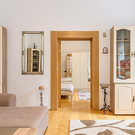 Brasov Centrul Vechi - 67Sqm - 2Min To Counsel Square Daire Dış mekan fotoğraf