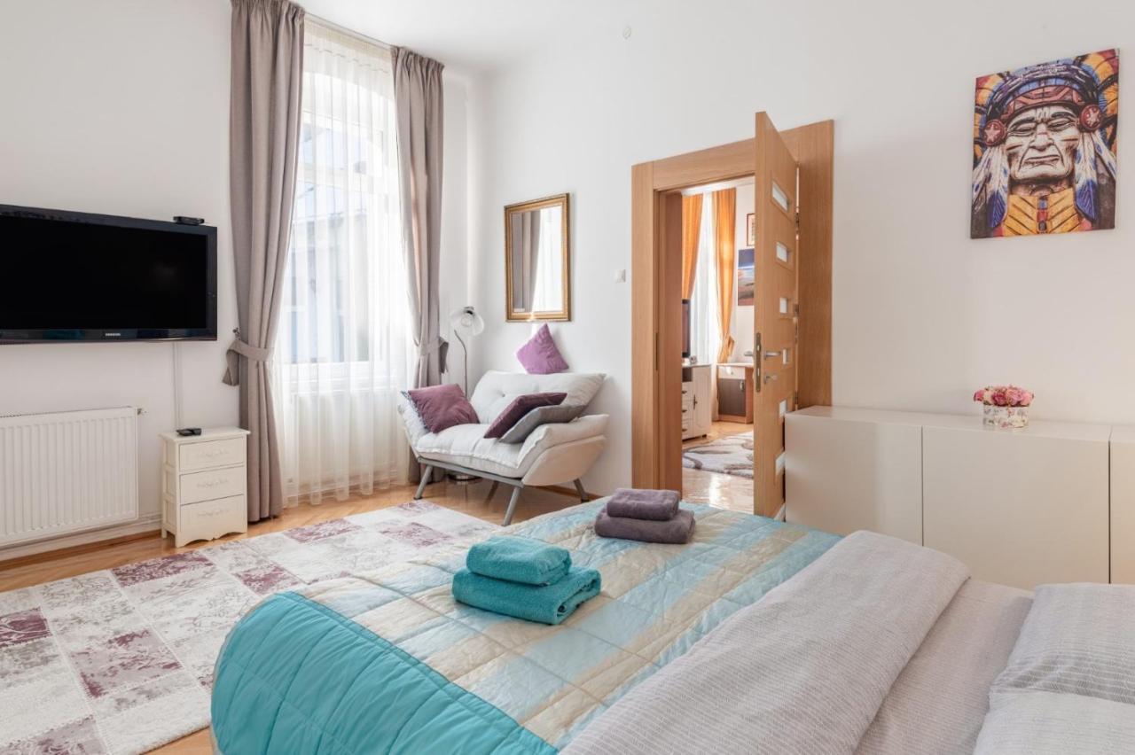 Brasov Centrul Vechi - 67Sqm - 2Min To Counsel Square Daire Dış mekan fotoğraf