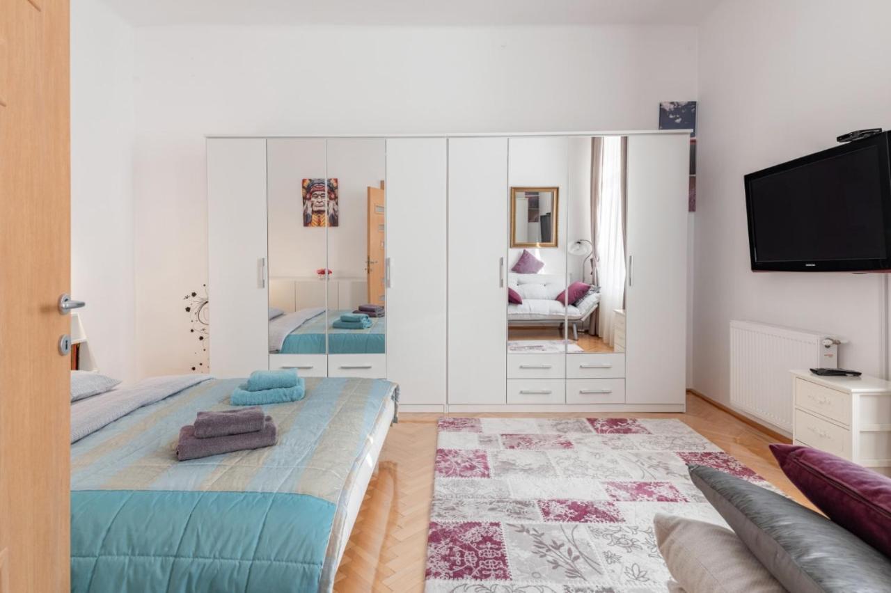 Brasov Centrul Vechi - 67Sqm - 2Min To Counsel Square Daire Dış mekan fotoğraf