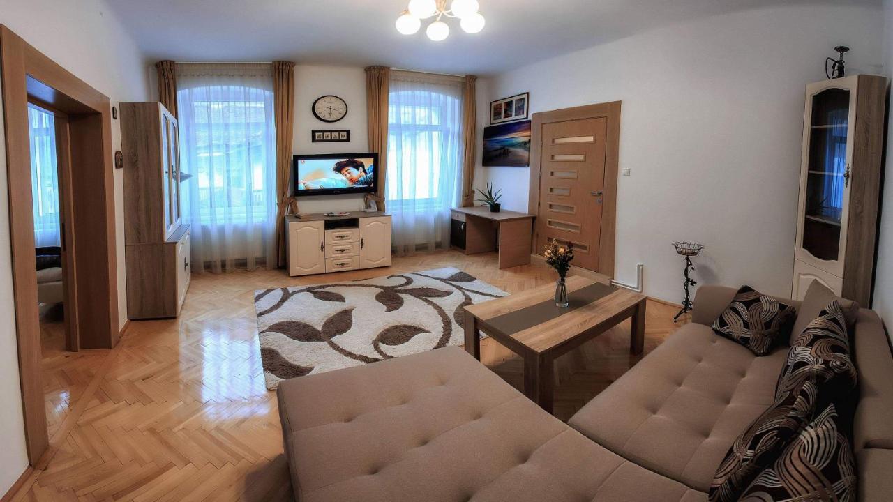 Brasov Centrul Vechi - 67Sqm - 2Min To Counsel Square Daire Dış mekan fotoğraf